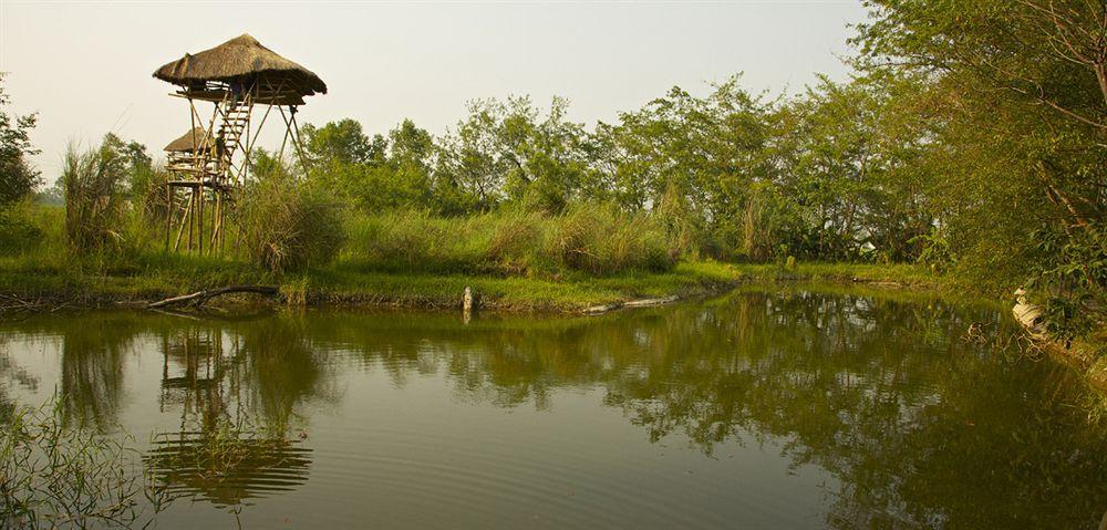 Maruni Sanctuary Lodge By Kgh Group Sauraha Exterior foto