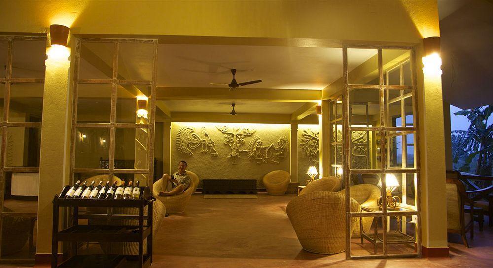 Maruni Sanctuary Lodge By Kgh Group Sauraha Exterior foto
