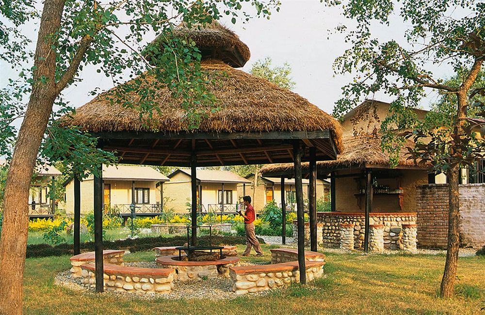 Maruni Sanctuary Lodge By Kgh Group Sauraha Exterior foto